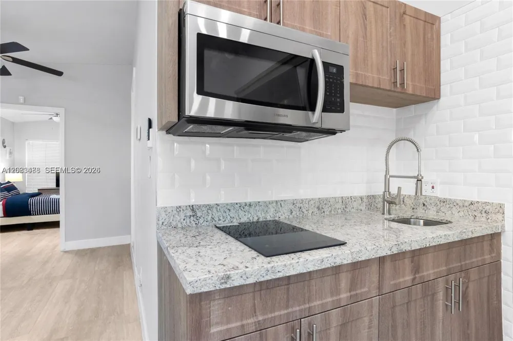 515 SW 12th St #2 Fort Lauderdale, FL 33315