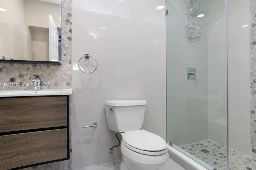 515 SW 12th St #2 Fort Lauderdale, FL 33315