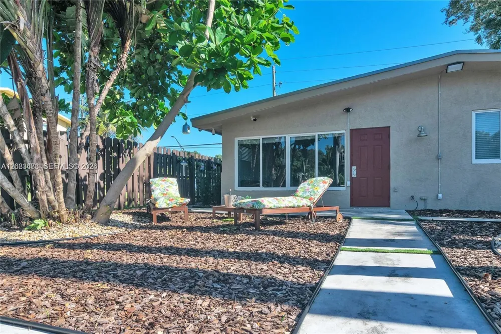 515 SW 12th St #2 Fort Lauderdale, FL 33315