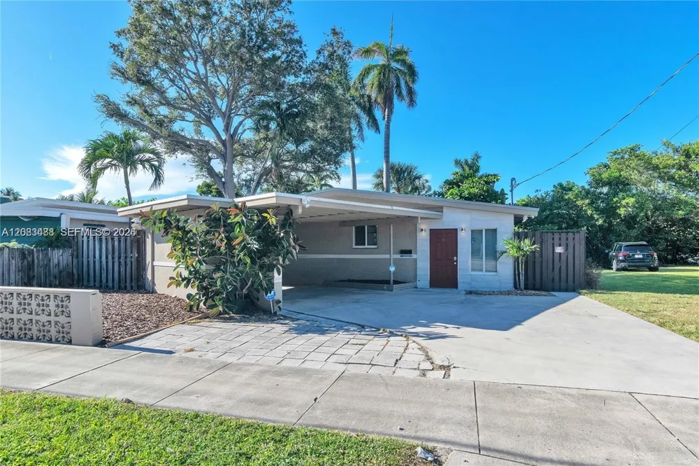 515 SW 12th St #2 Fort Lauderdale, FL 33315