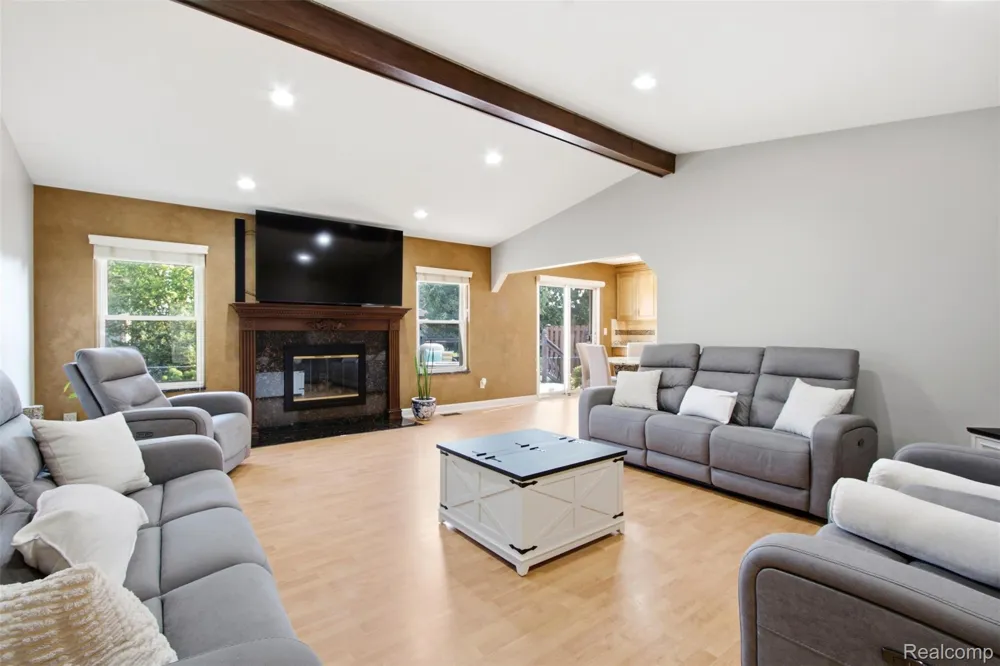 4944 Peekskill Drive Sterling Heights City, MI 48310