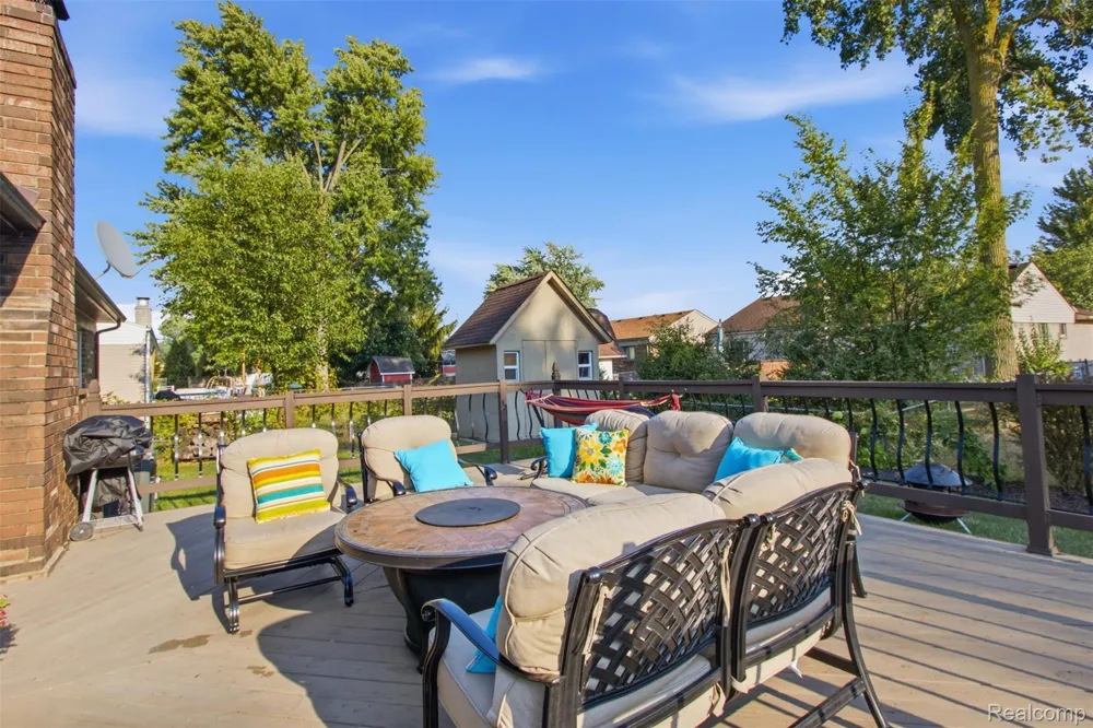 4944 Peekskill Drive Sterling Heights City, MI 48310