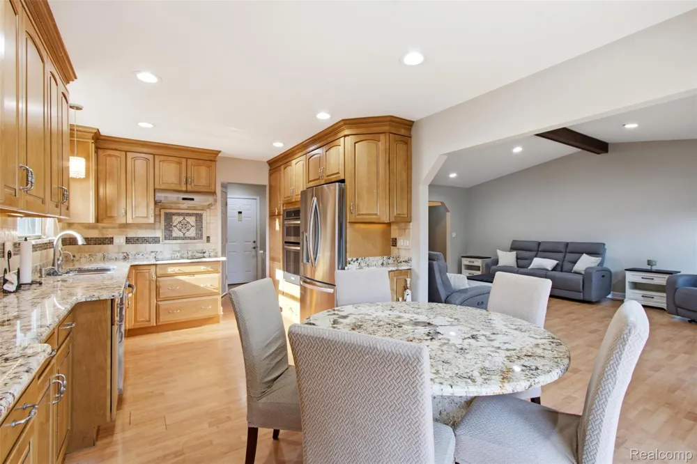 4944 Peekskill Drive Sterling Heights City, MI 48310
