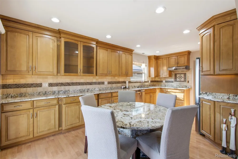 4944 Peekskill Drive Sterling Heights City, MI 48310