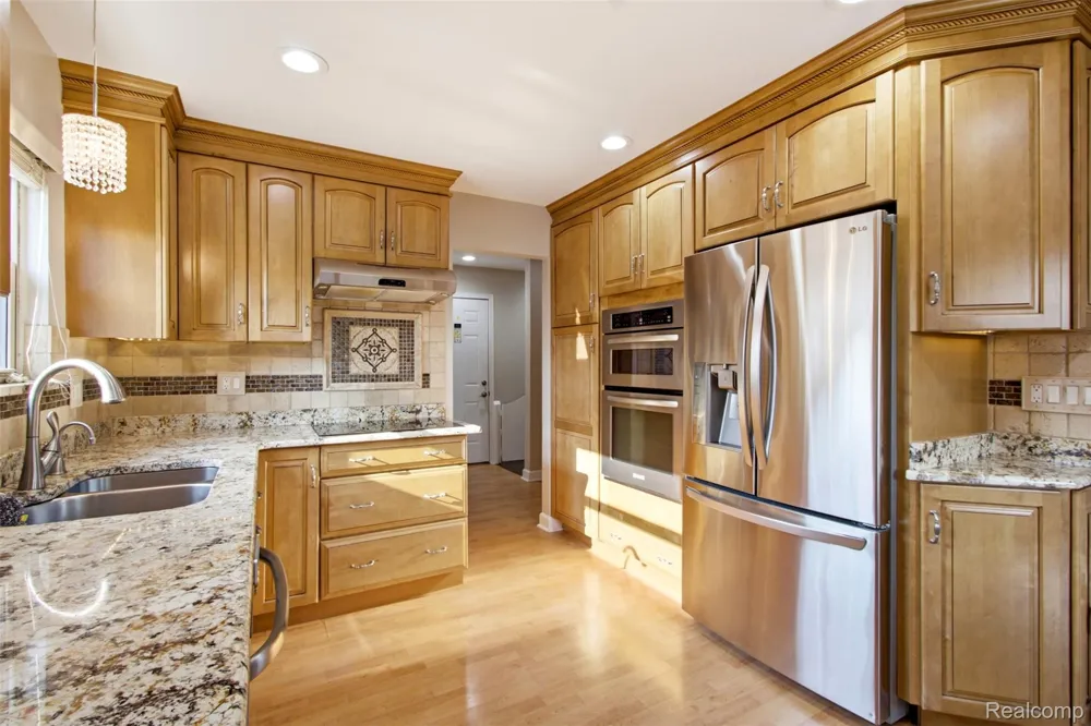 4944 Peekskill Drive Sterling Heights City, MI 48310