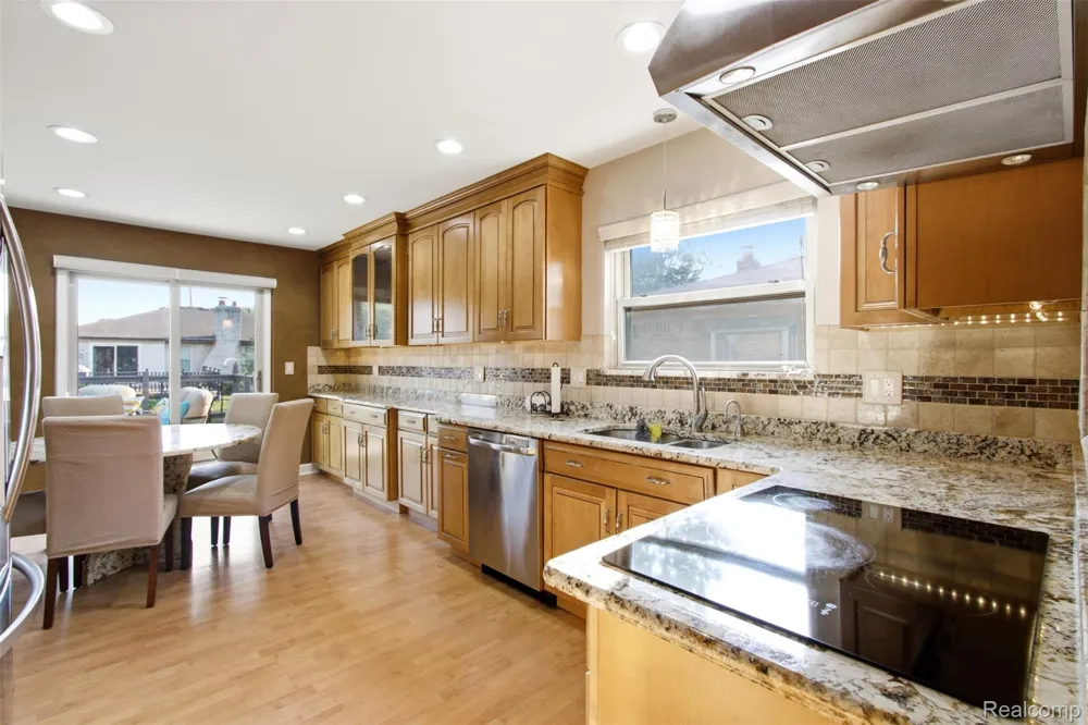 4944 Peekskill Drive Sterling Heights City, MI 48310