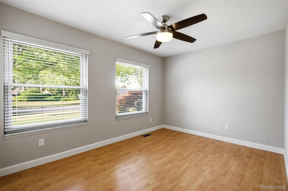 4944 Peekskill Drive Sterling Heights City, MI 48310