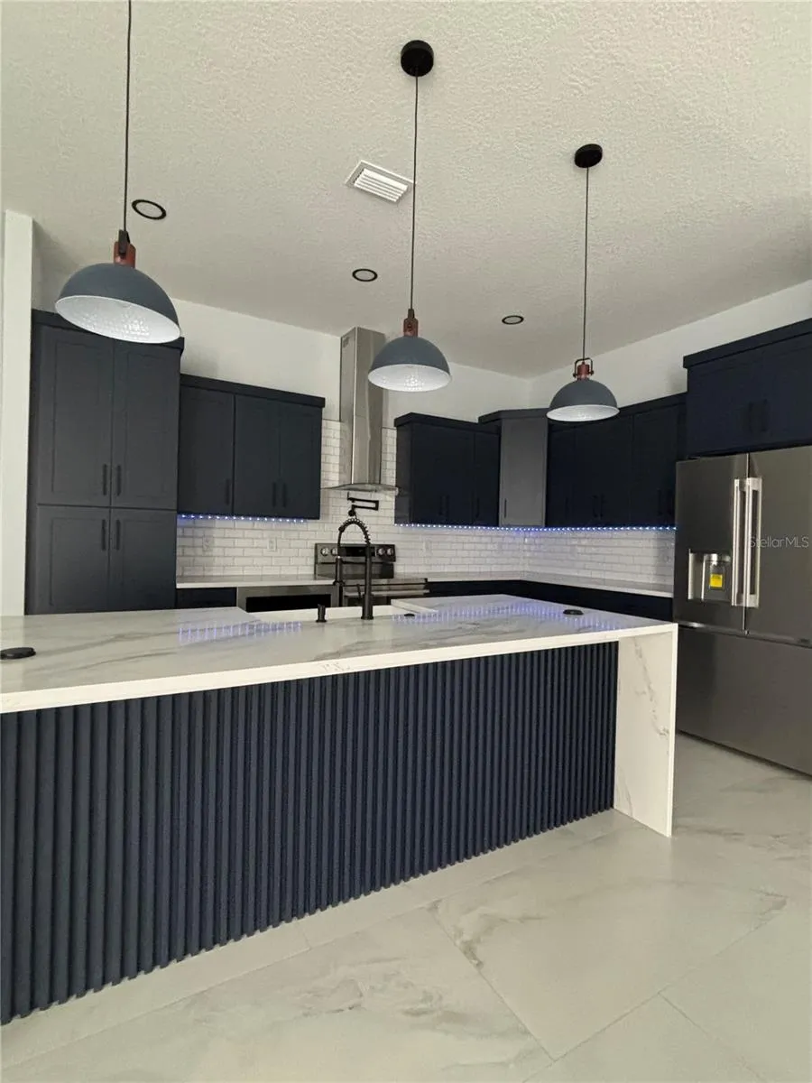 4228 FOXWOOD BOULEVARD Wesley Chapel, FL 33543
