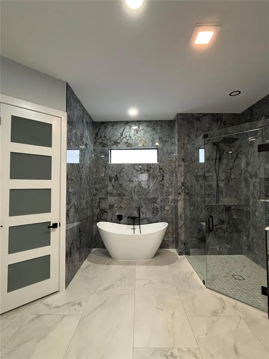 4228 FOXWOOD BOULEVARD Wesley Chapel, FL 33543