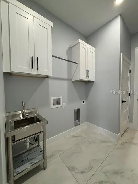 4228 FOXWOOD BOULEVARD Wesley Chapel, FL 33543