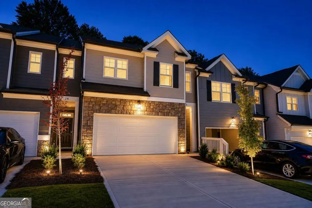 24 Berryville Dr Dawsonville, GA 30534