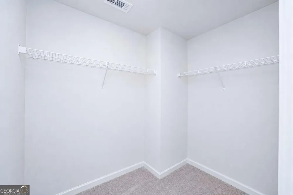 24 Berryville Dr Dawsonville, GA 30534