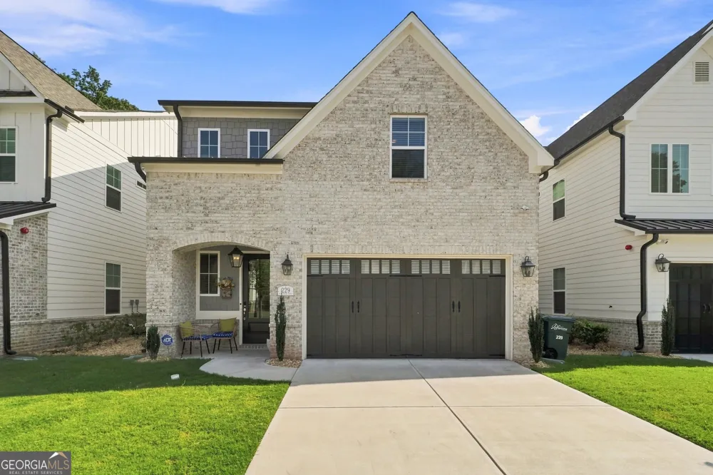 229 Scottsdale DR Marietta, GA 30064