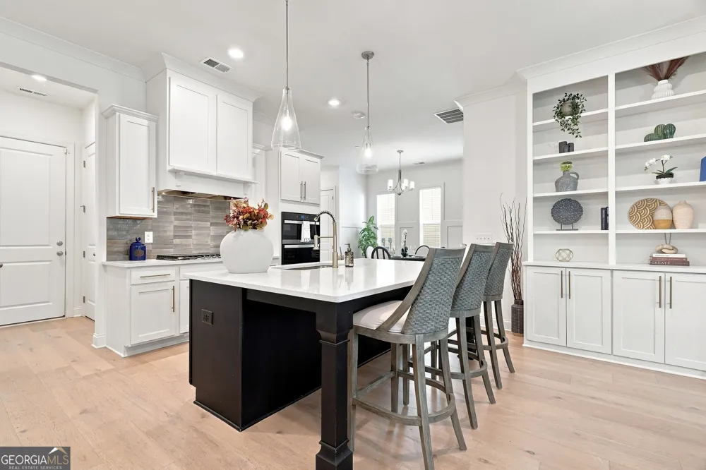 229 Scottsdale DR Marietta, GA 30064