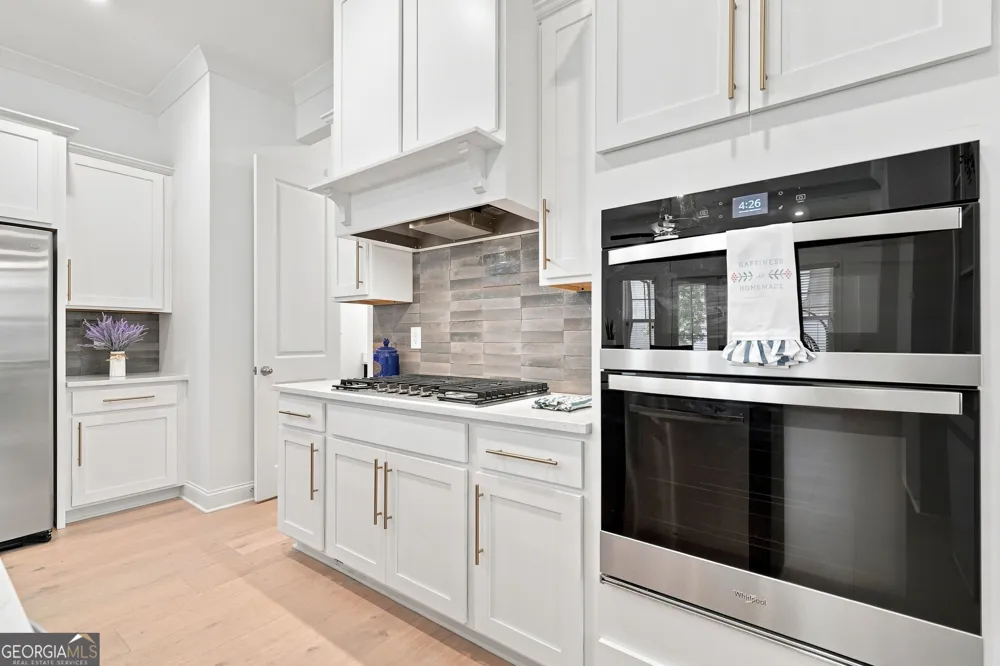 229 Scottsdale DR Marietta, GA 30064