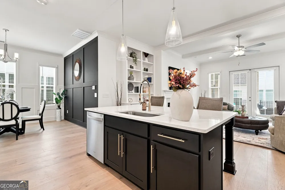 229 Scottsdale DR Marietta, GA 30064