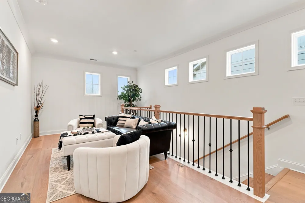 229 Scottsdale DR Marietta, GA 30064