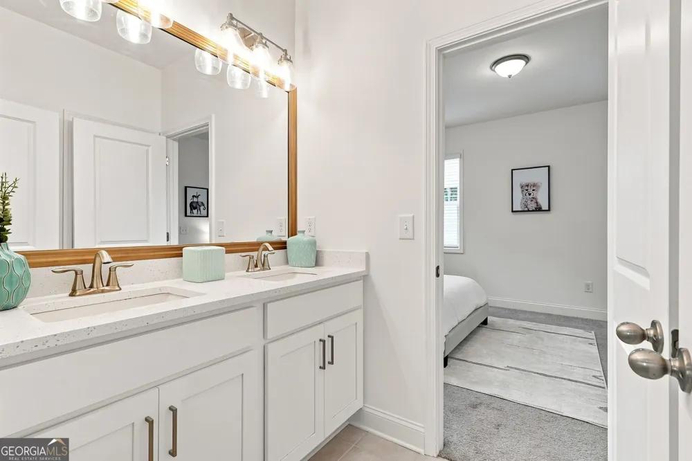 229 Scottsdale DR Marietta, GA 30064