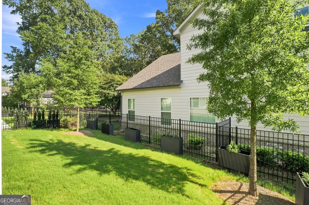 229 Scottsdale DR Marietta, GA 30064