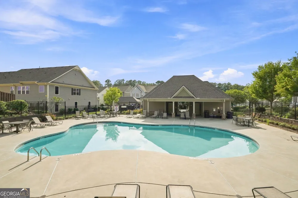 229 Scottsdale DR Marietta, GA 30064