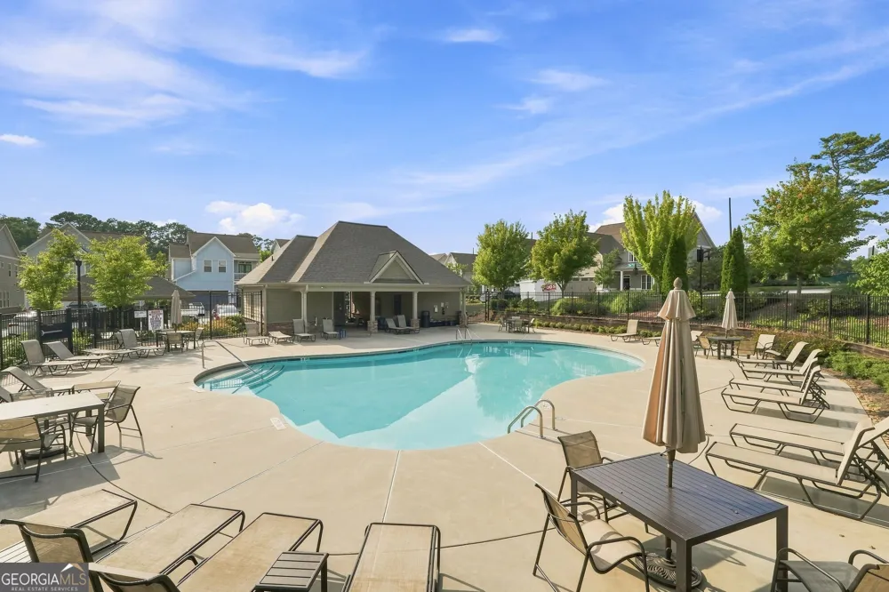 229 Scottsdale DR Marietta, GA 30064