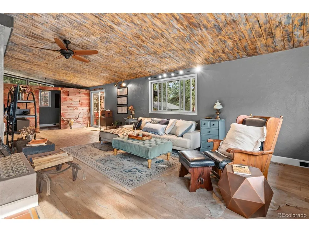 22937 Pawnee Road Indian Hills, CO 80454