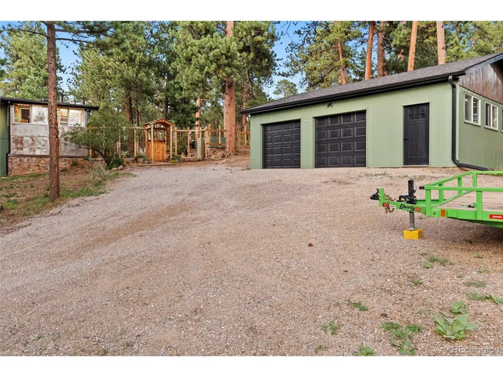 22937 Pawnee Road Indian Hills, CO 80454