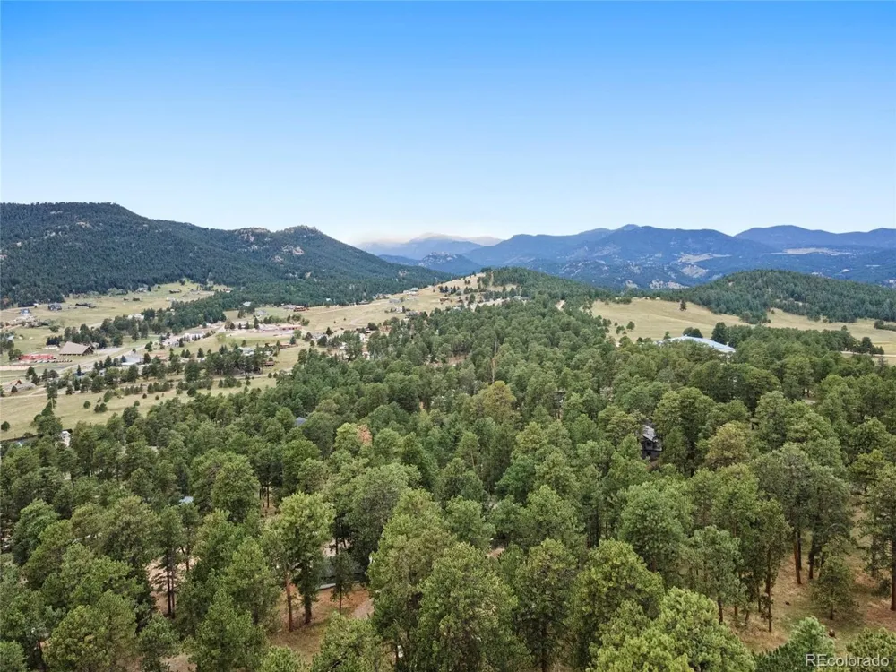 22937 Pawnee Road Indian Hills, CO 80454