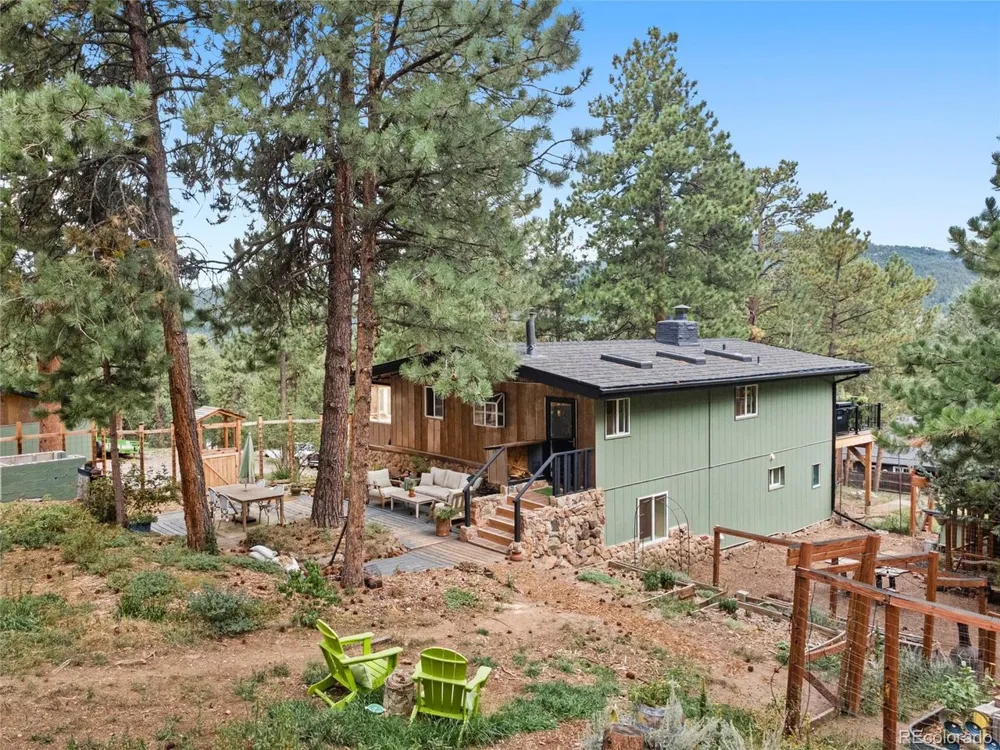 22937 Pawnee Road Indian Hills, CO 80454