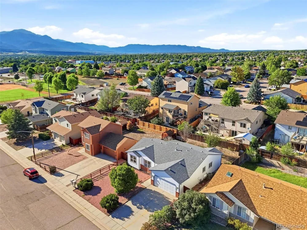 950 Withington Drive Colorado Springs, CO 80911