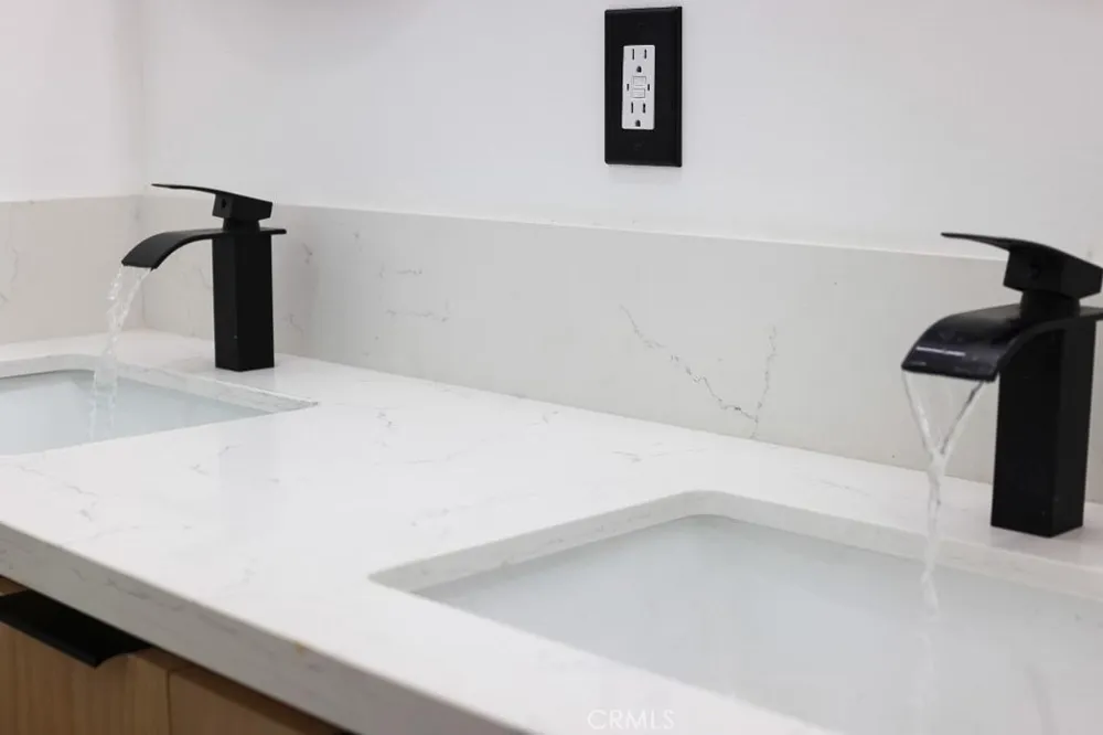 4108 W 164th Lawndale, CA 90260