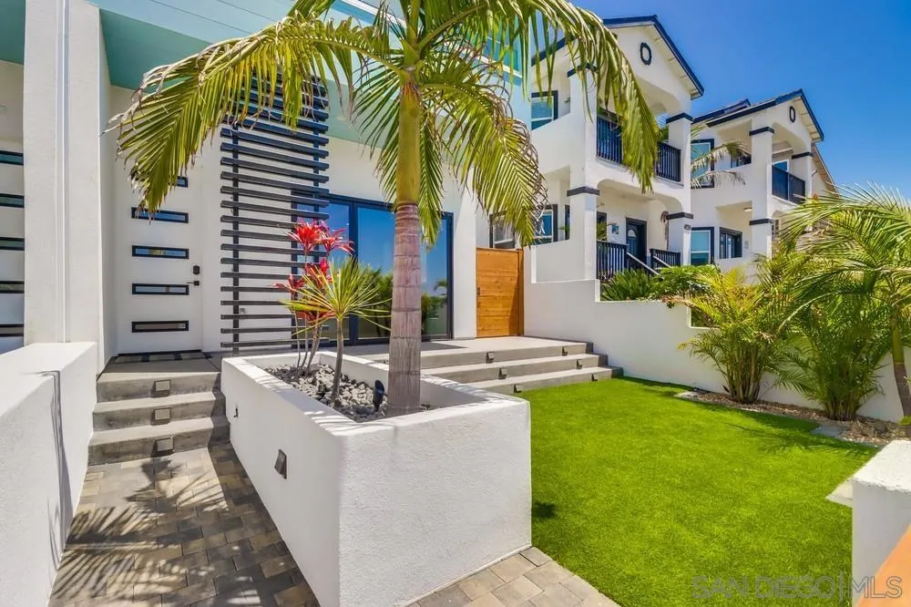 140 Imperial Beach Blvd Imperial Beach, CA 91932