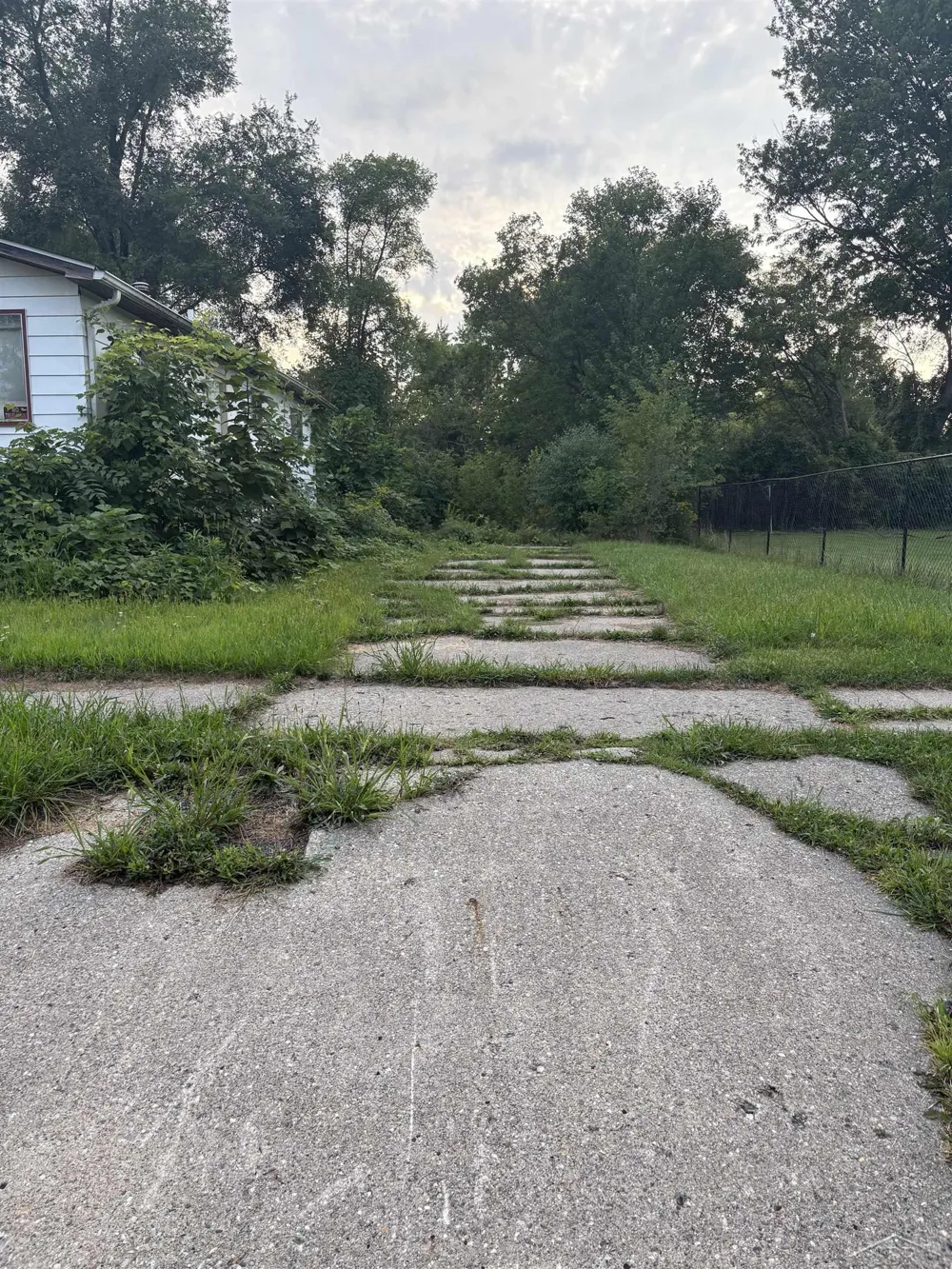 545 S 10th Street Saginaw City, MI 48601
