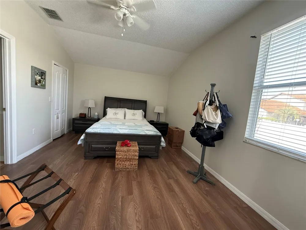 5727 VISTA LINDA DRIVE Orlando, FL 32822