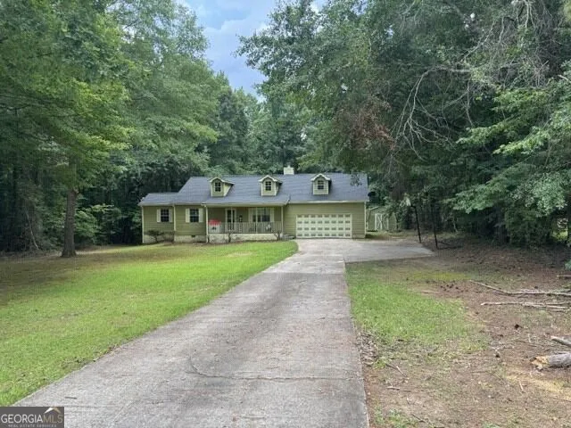 253 Ruth DR Newnan, GA 30265