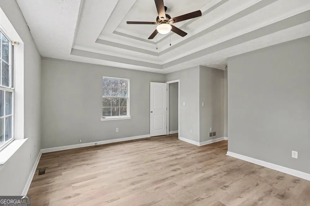 253 Ruth DR Newnan, GA 30265