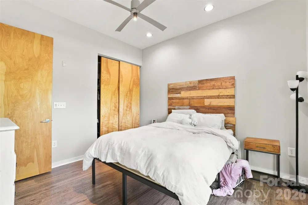 2116 Mcclintock Road Charlotte, NC 28205