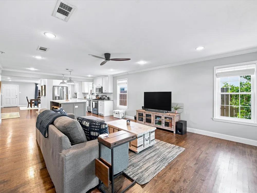 6020 Lovell Avenue Fort Worth, TX 76116
