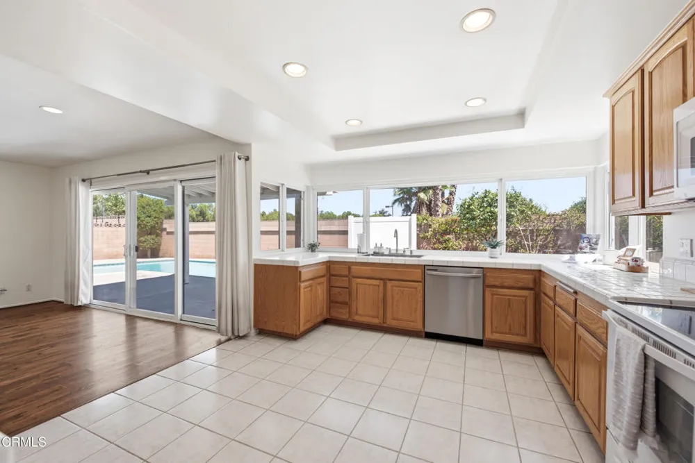 2490 Alden Street Simi Valley, CA 93065