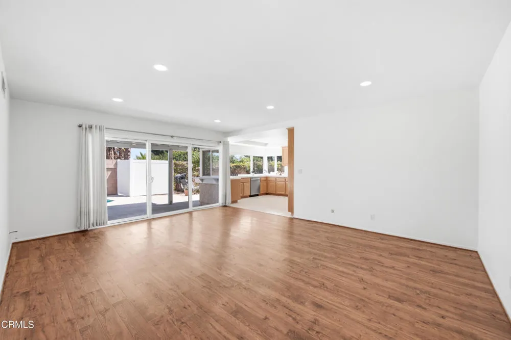 2490 Alden Street Simi Valley, CA 93065