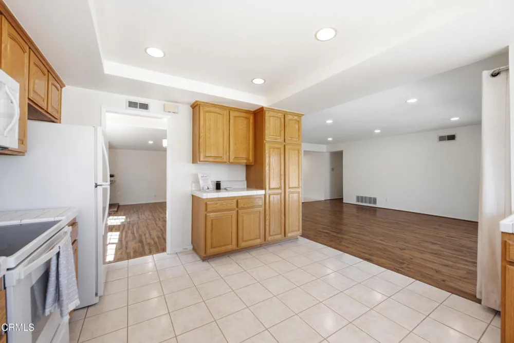 2490 Alden Street Simi Valley, CA 93065