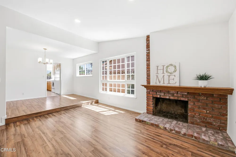 2490 Alden Street Simi Valley, CA 93065