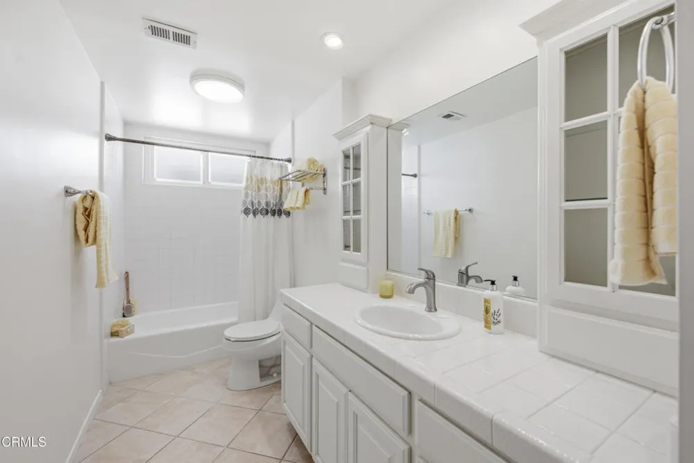 2490 Alden Street Simi Valley, CA 93065