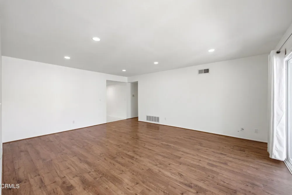 2490 Alden Street Simi Valley, CA 93065