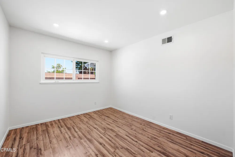2490 Alden Street Simi Valley, CA 93065