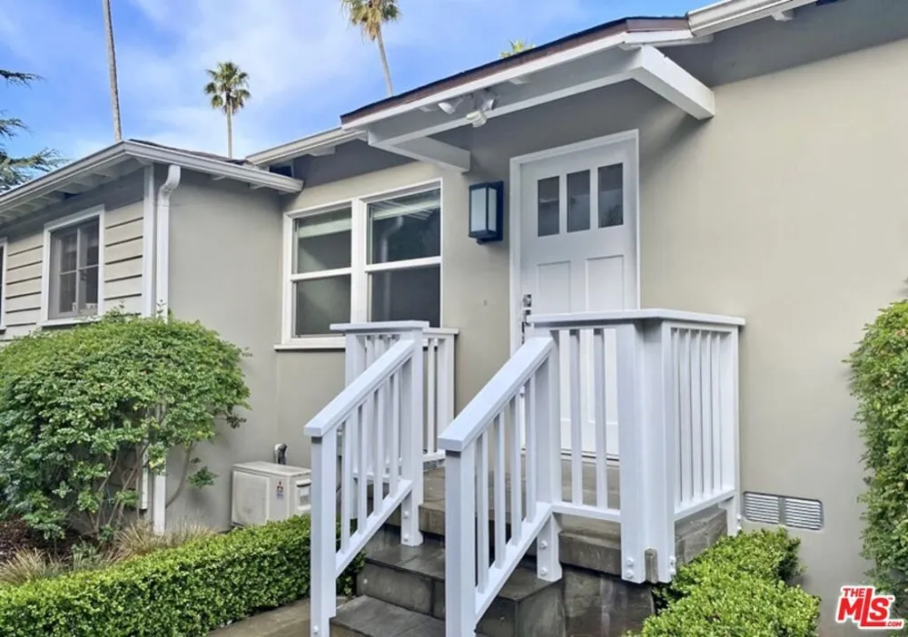 953 9th Street Santa Monica, CA 90403