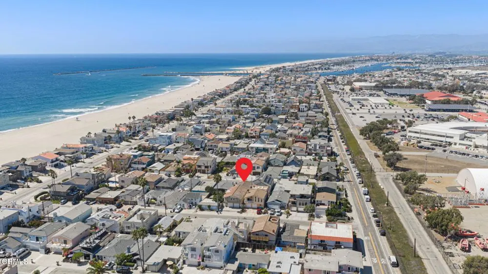 136 San Fernando Avenue Oxnard, CA 93035