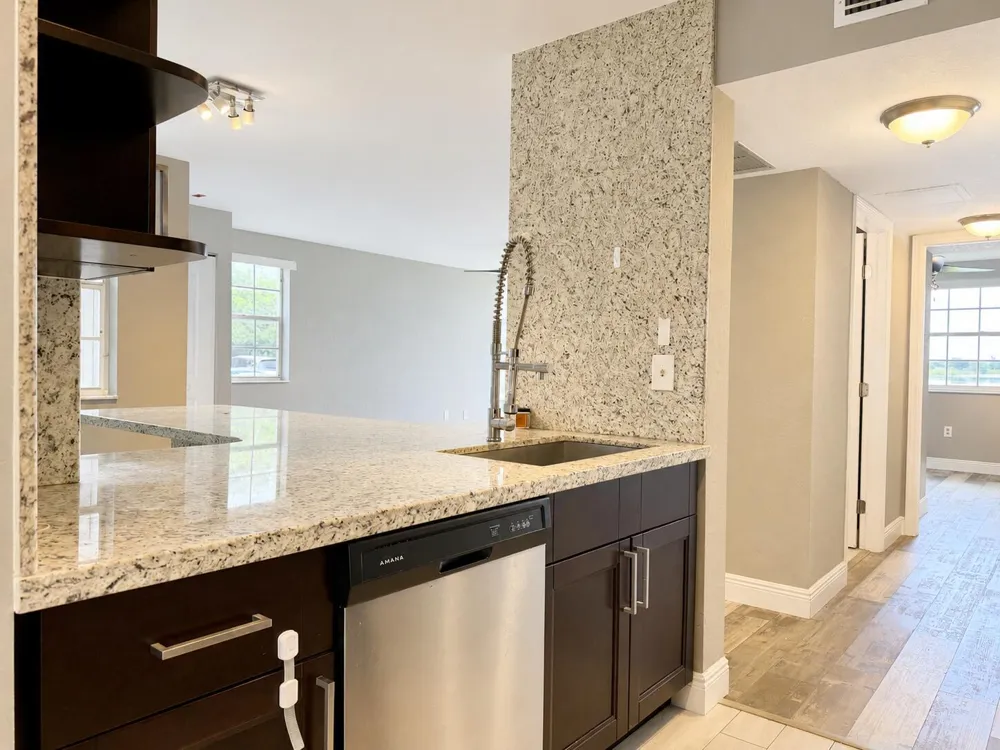 2831 Oakland Forest Drive #101 Oakland Park, FL 33309