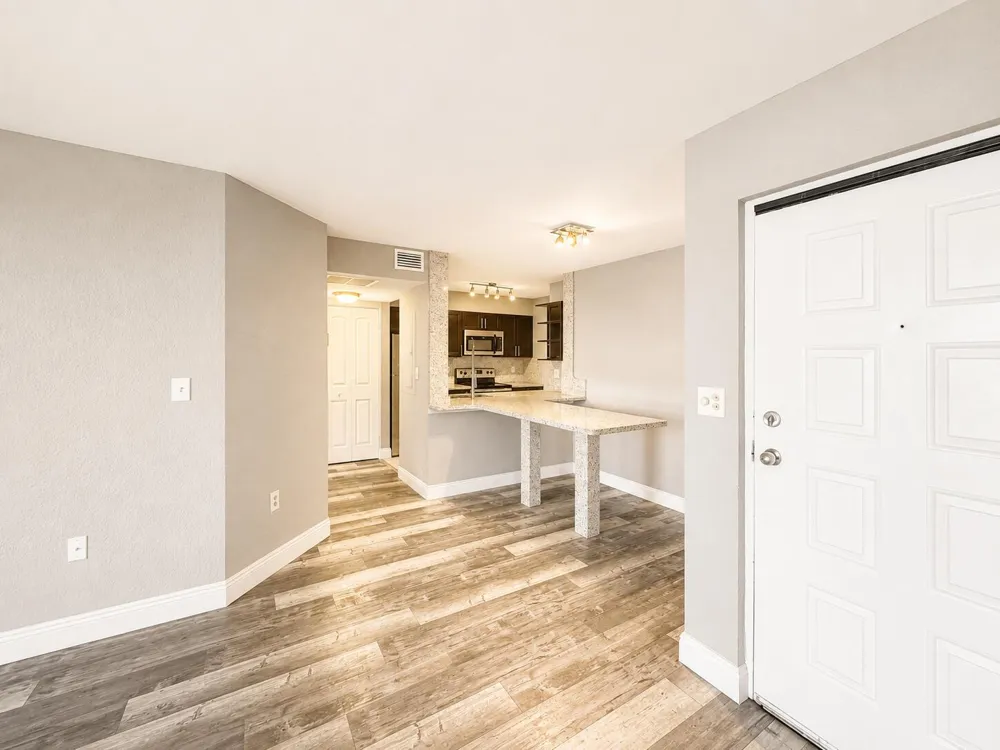 2831 Oakland Forest Drive #101 Oakland Park, FL 33309