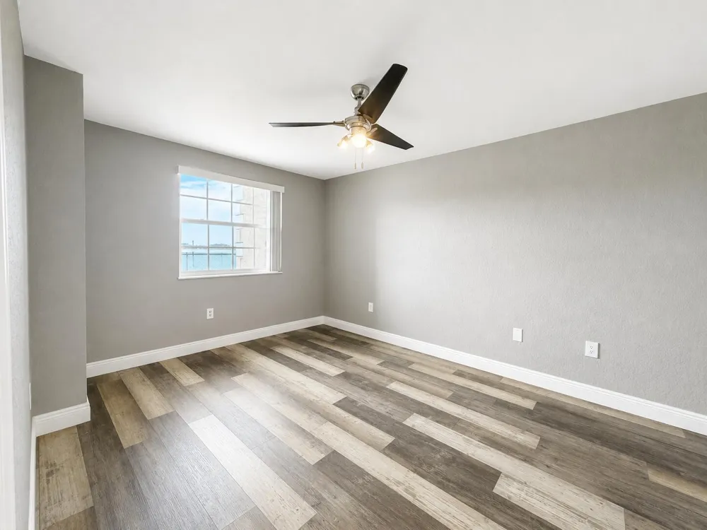 2831 Oakland Forest Drive #101 Oakland Park, FL 33309